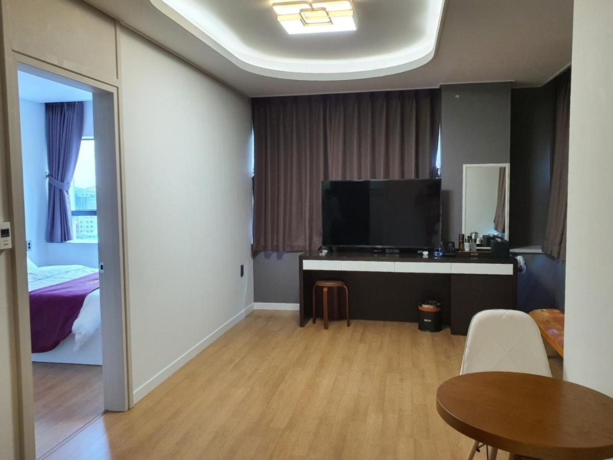 Hotel Wooin Mokpo Extérieur photo